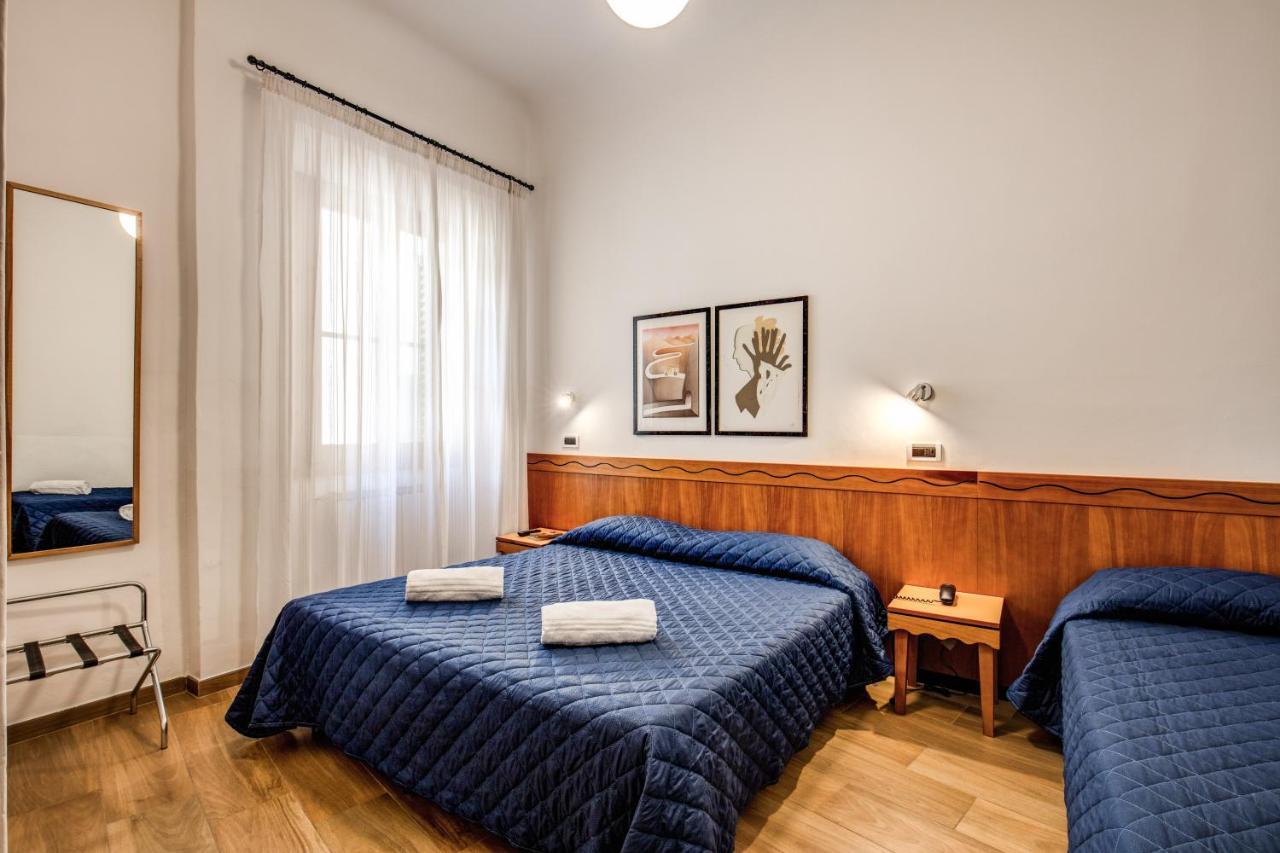 Hotel Nuova Italia Firenze Bagian luar foto