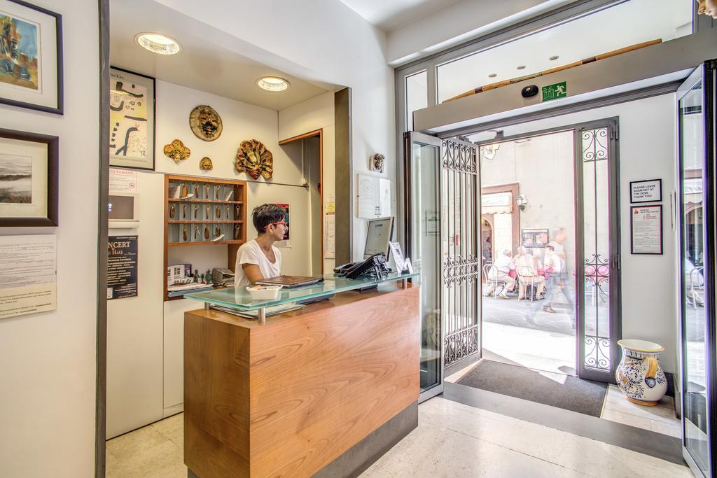 Hotel Nuova Italia Firenze Bagian luar foto