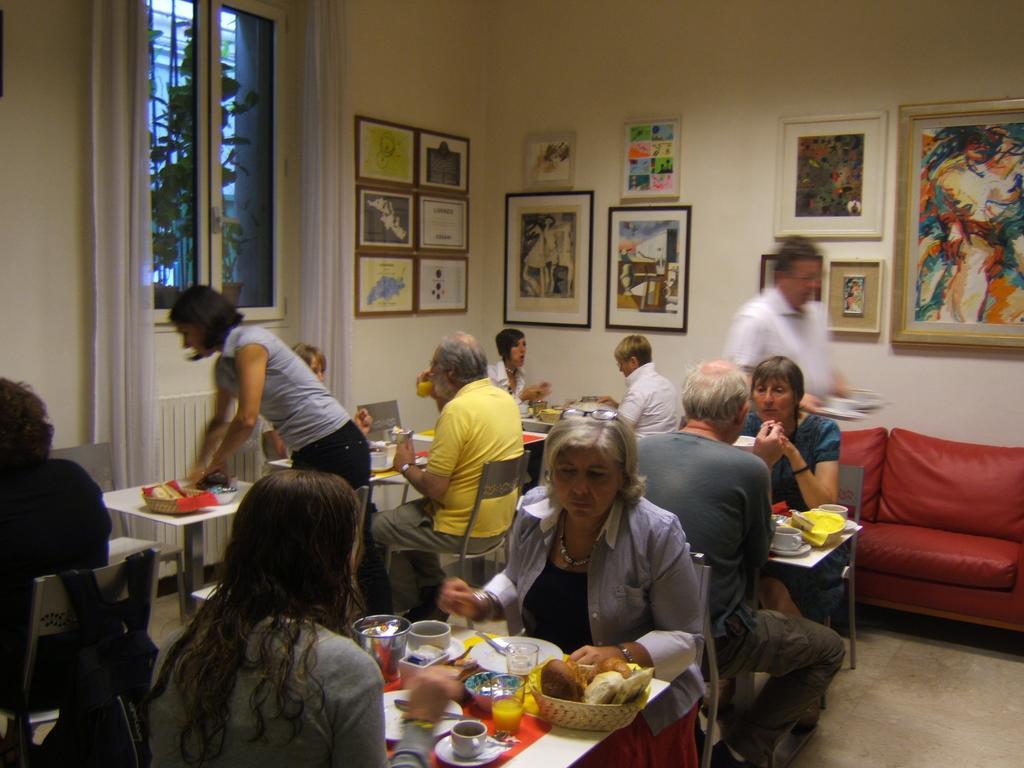 Hotel Nuova Italia Firenze Bagian luar foto