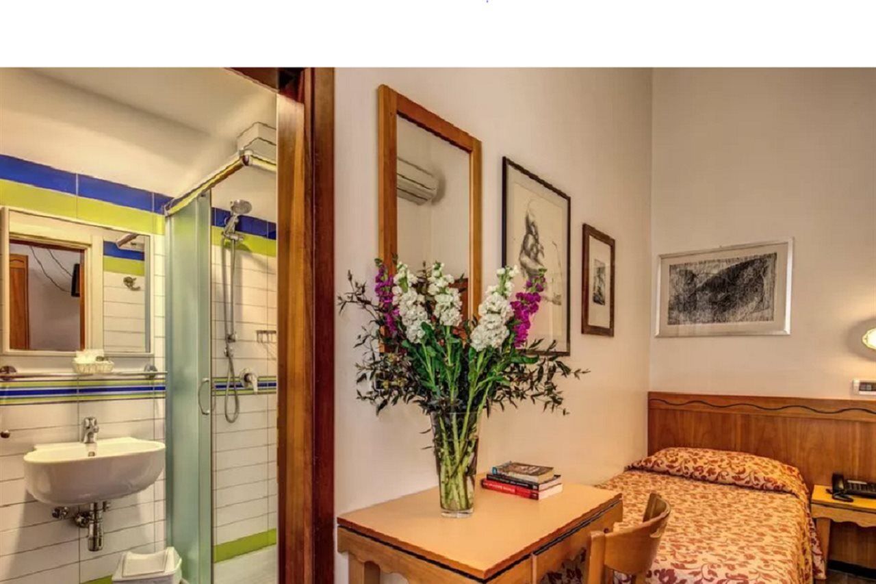 Hotel Nuova Italia Firenze Bagian luar foto